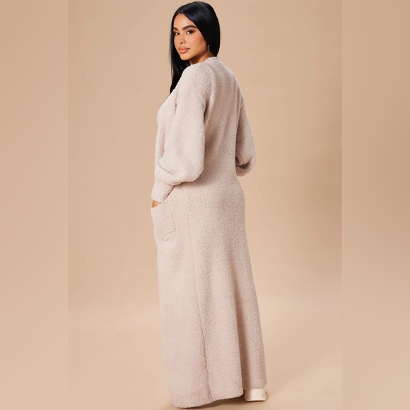 FashionNova 3-piece legging set - Picture 4 of 10